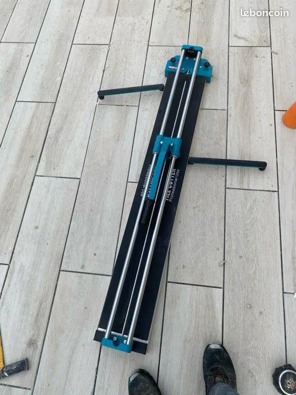 Coupe carreaux 120CM PROFESSIONNELLE avec Niveau Lazer